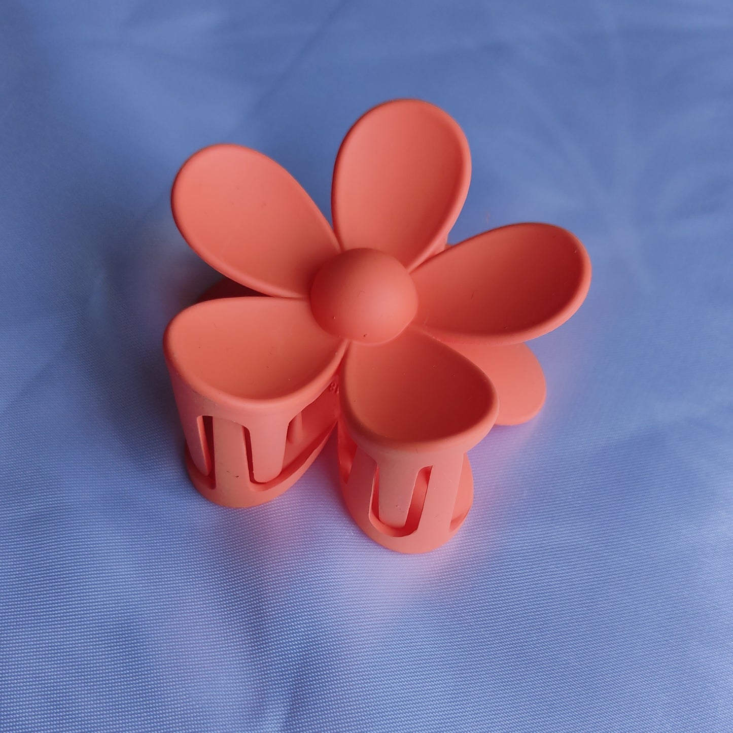 Lea Flower Hair Claw