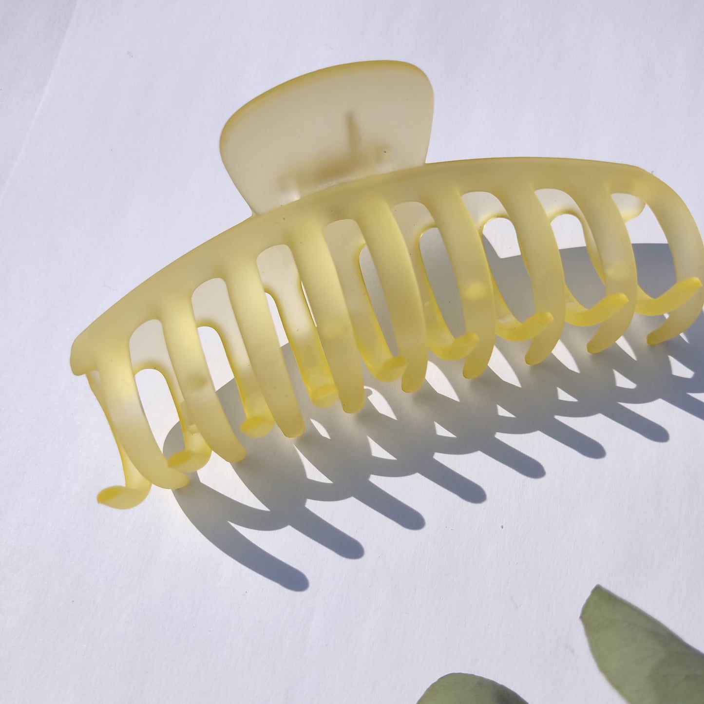 Emily Hair Claw- Transparent