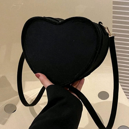 Zoya Heart Hand Bag