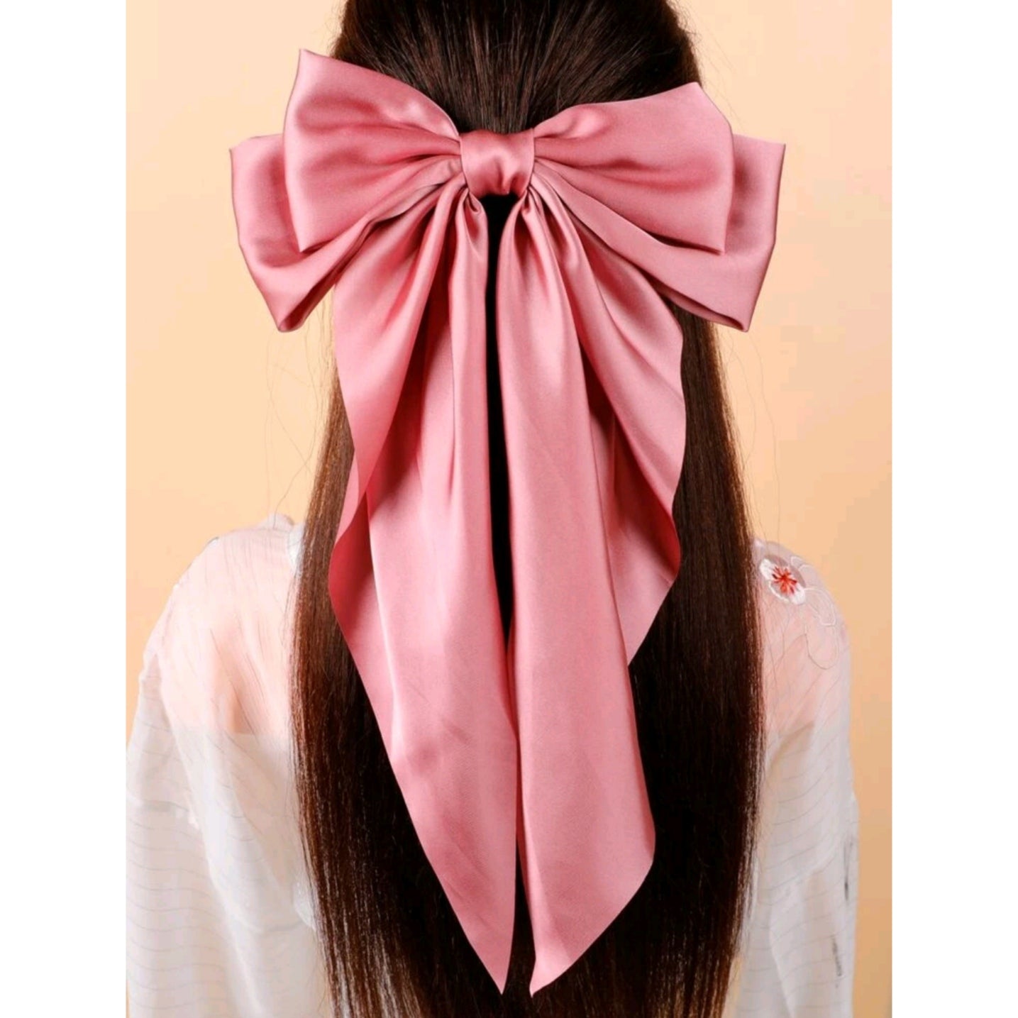 Satin Hair Bow – The Aesthetic