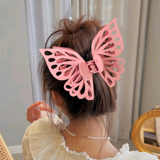 Alia Butterfly Hair Claw